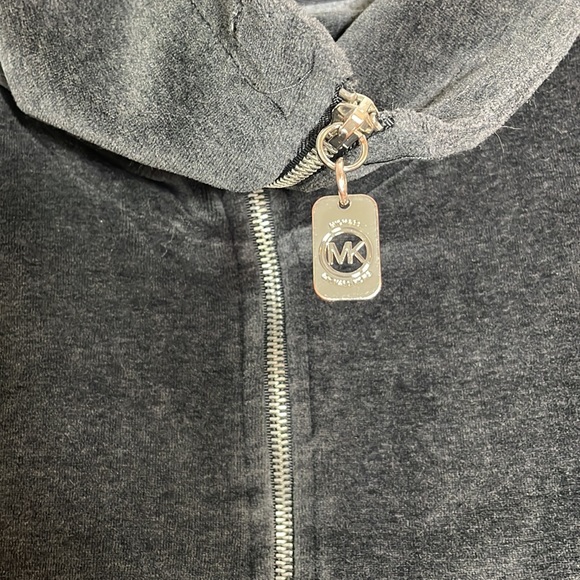 Michael Kors Women’s Small Velour Top with Zip Up front 2 Front Pockets - Picture 4 of 12